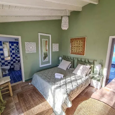 Daniella - Paxos Villa *