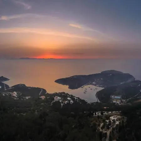 Daniella - Paxos Villa *
